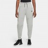 Nike Pantaloni Con Polsino Tech Fleece Nero Uomo