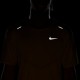 Nike T-Shirt Running Rise 365 Vivid Sulfur Reflective Argento Uomo