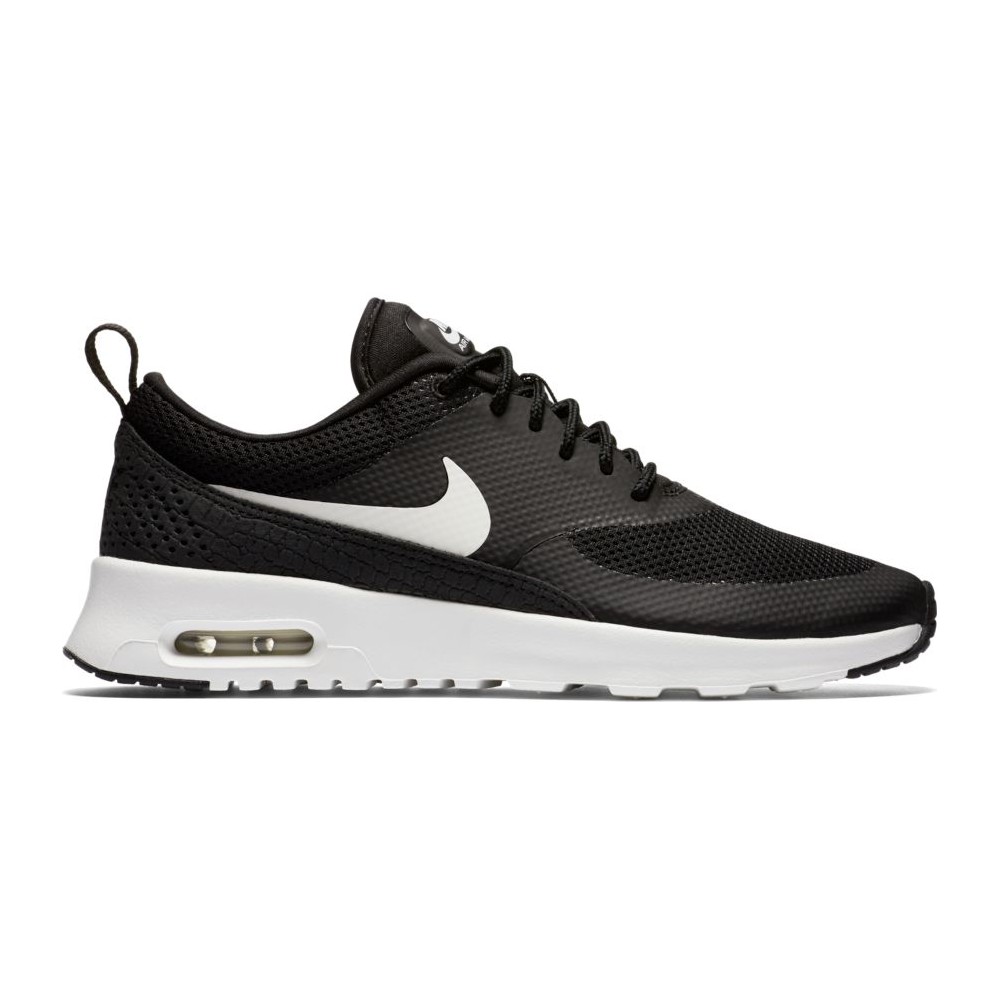 nike thea nere