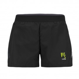 Pantaloni corti da montagna sale