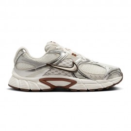 Nike Nike V5 Rnr Beige Marrone - Sneakers Donna