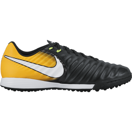 nike calcio pelle
