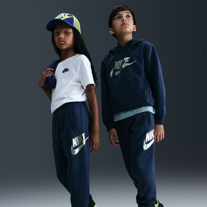 Nike Sportswear Club Pantaloni Con Polsino Logo Metallic Blu Bambino