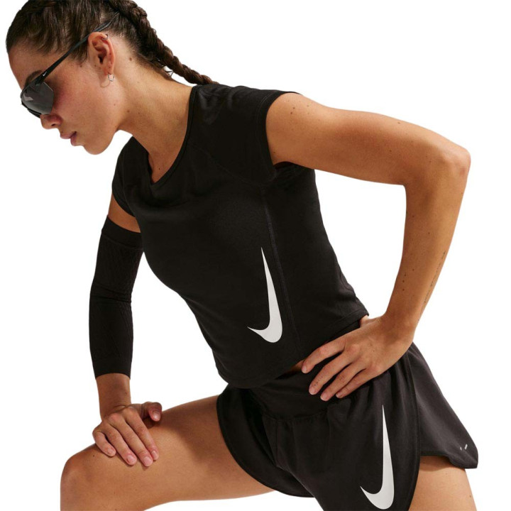 Nike T-Shirt Running Tempo Swoosh Nero Bianco Donna