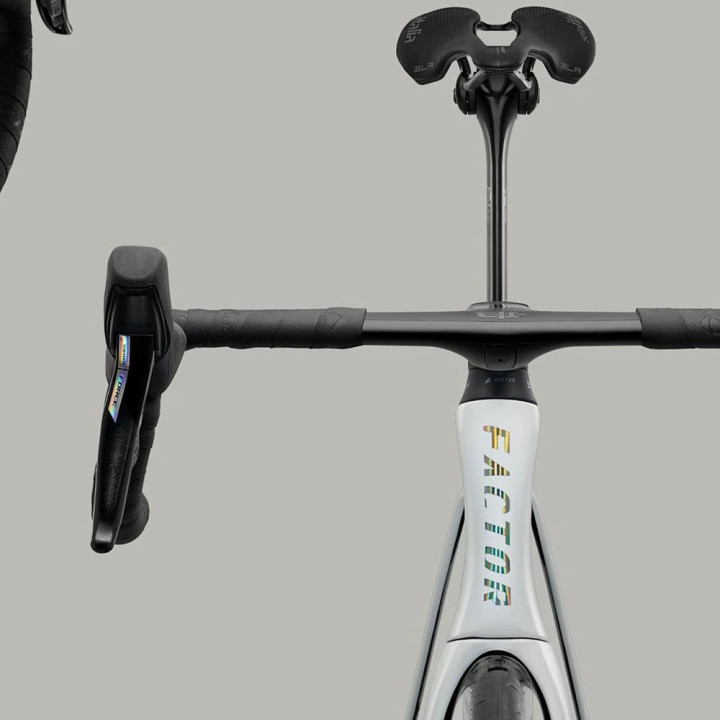 Factor Ostro Vam Ultegra Di2 Zipp 303S - Bici Da Corsa