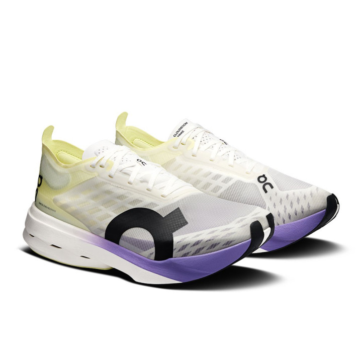On Cloudboom Strike 2 Juniper Limelight - Scarpe Running Donna