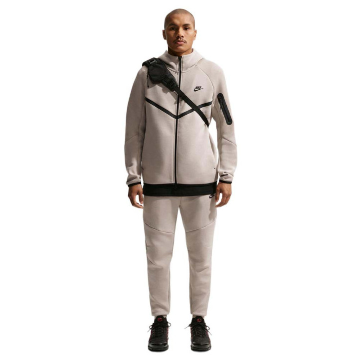 Nike Tech Pantaloni Con Polsino Beige Uomo