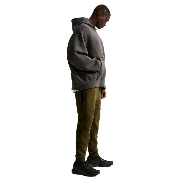 Nike Tech Pantaloni Con Polsino Verde Uomo