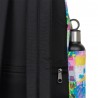 Il classico zaino Eastpak si rinnova con la brillante colorazione Retro Surf Light, perfetta per distinguerti ogni giorno.
