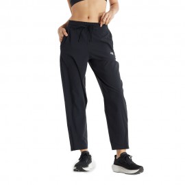 New Balance Pantalone Sport Essentials Performance Woven Nero Donna