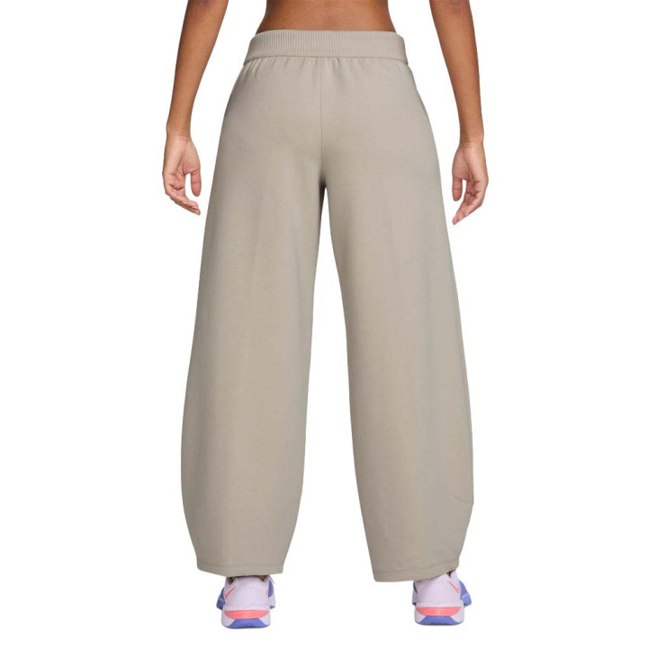 Nike 24.7 Impossibly soft Pantalone Open Beige Donna