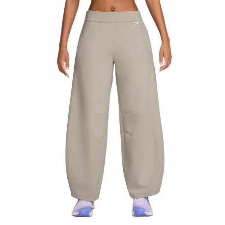 Nike 24.7 Impossibly soft Pantalone Open Beige Donna