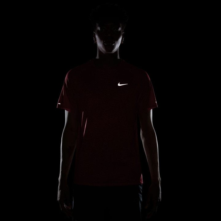Nike T-shirt RunningStride Tough Rosso Argento Uomo