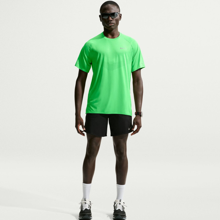 Nike T-shirt RunningStride Verde Spark Argento Uomo