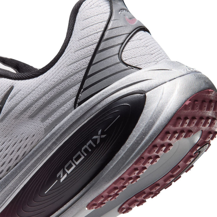 Nike Vomero 18 Vast Grigio Nero Mettalic Argento - Scarpe Running Donna