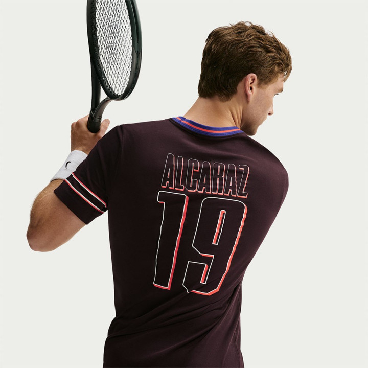 Nike T-Shirt Tennis Dri-Fit Cotton Alcaraz Burgundy Ash Uomo