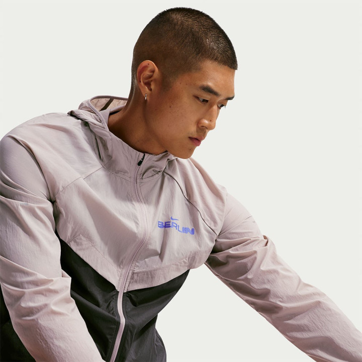 Nike Giacca Running Stride Marathon College Grigio Uomo