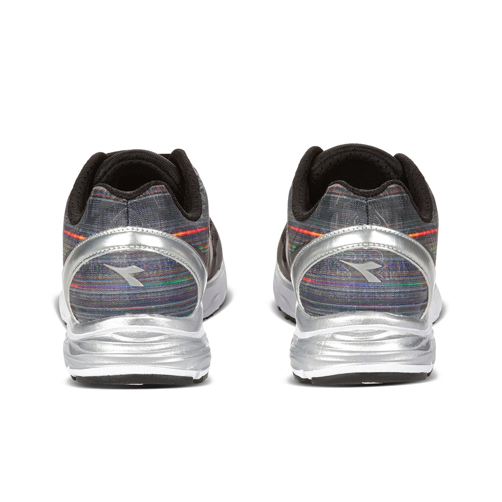 diadora mythos blushield hip 2
