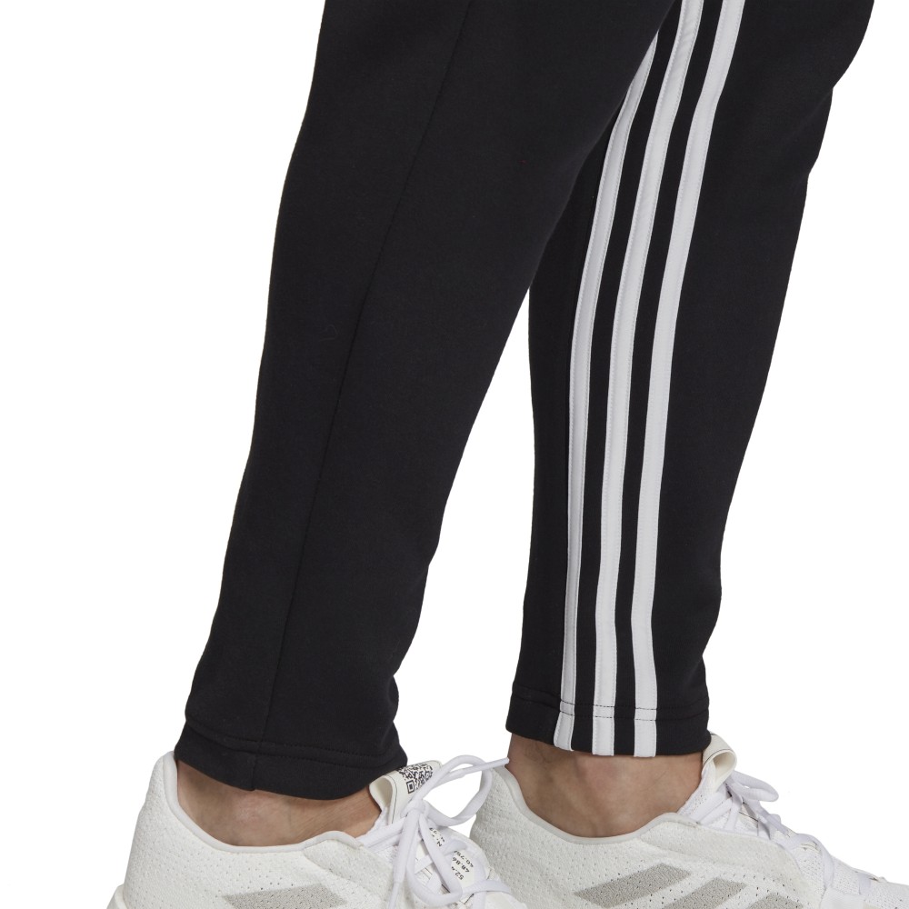 Нещастие доклад учи pantaloni neri adidas uomo Да оцелееш култивирам  Изчервяване
