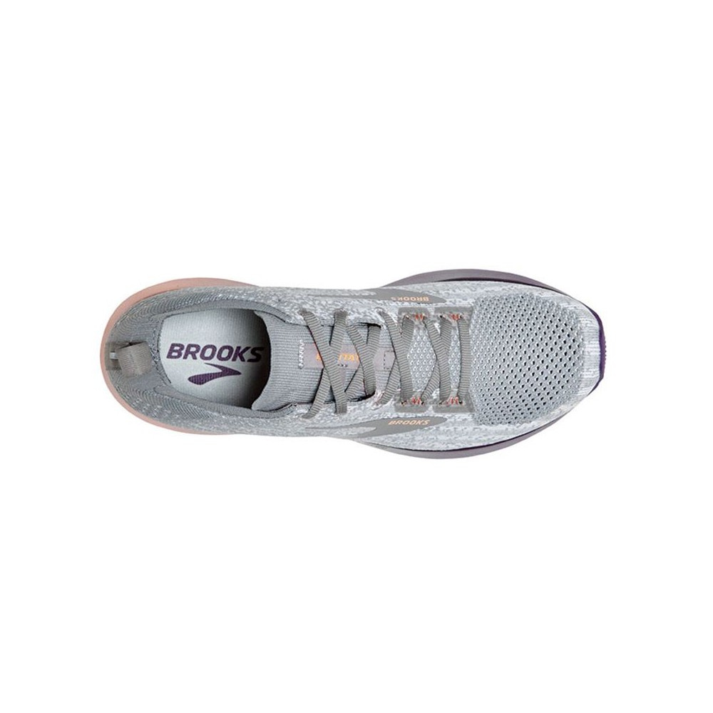 brooks levitate donna giallo