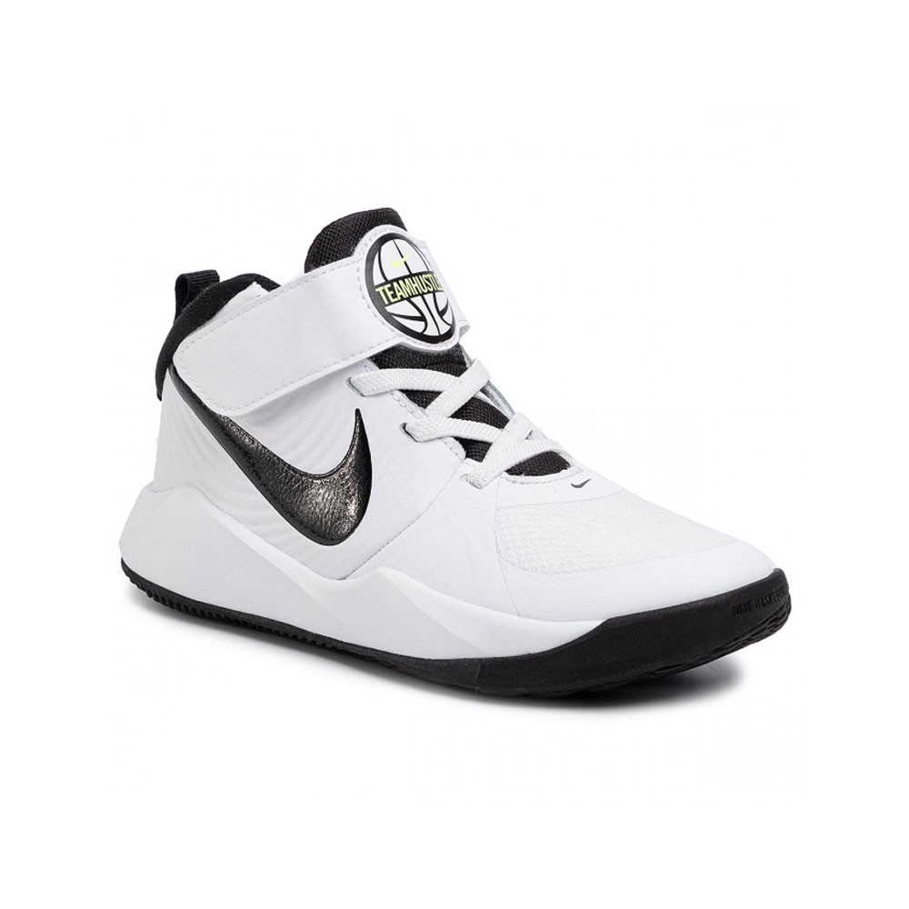 nike team hustle 9