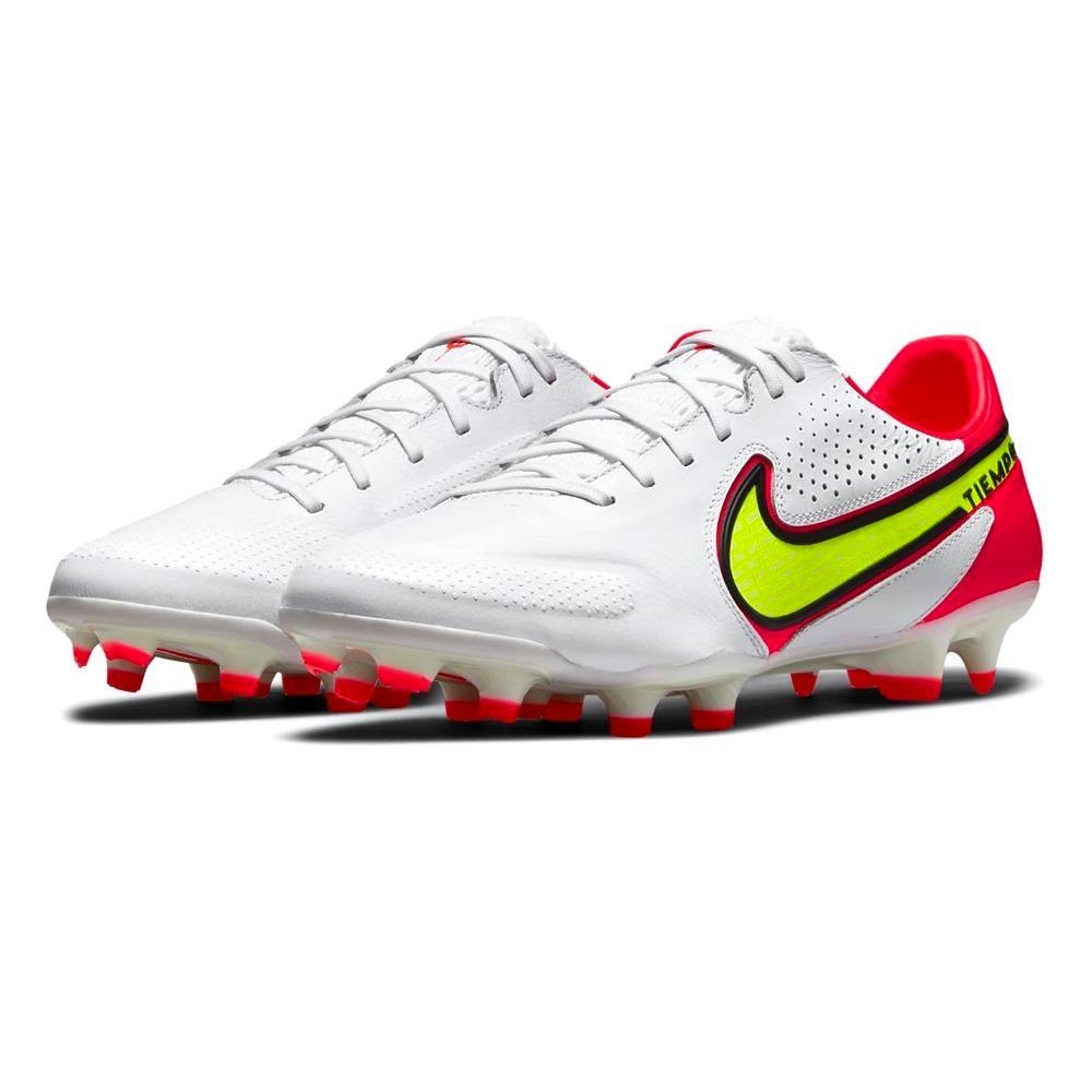 scarpe da calcio acc significato