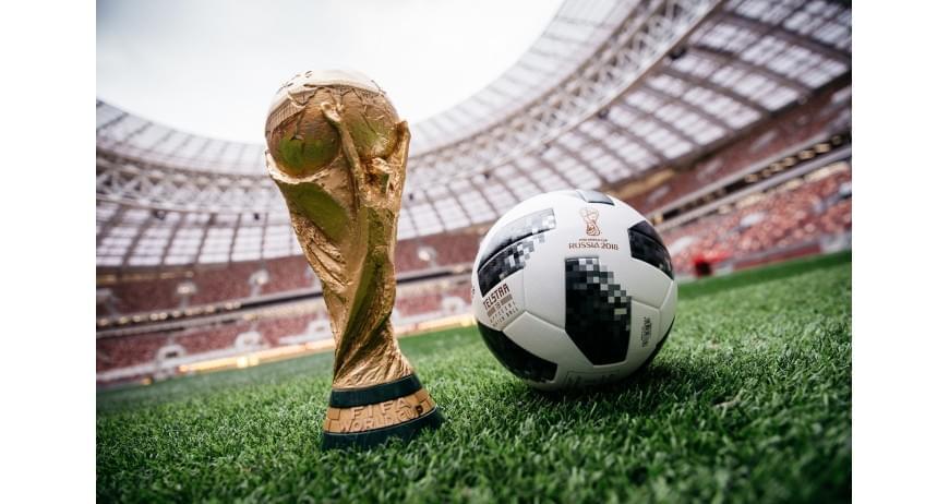 TELSTAR 18: Il pallone ufficiale dei Mondiali di calcio Russia 2018