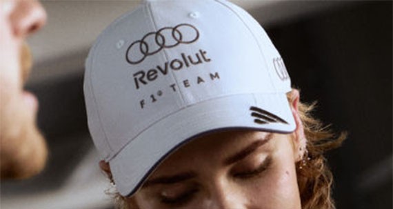 Audi Motorsport: collezione ufficiale Adidas